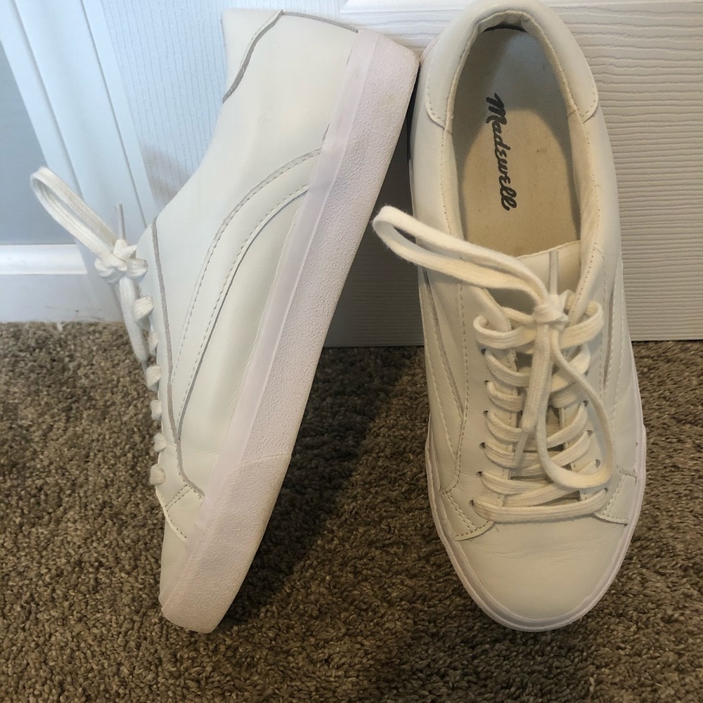 Madewell Sneakers- rarely worn size 9